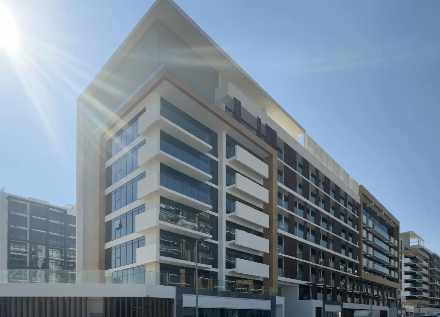 Apartament Easemytrip - Azizi Riviera 17 Tower Dubaj